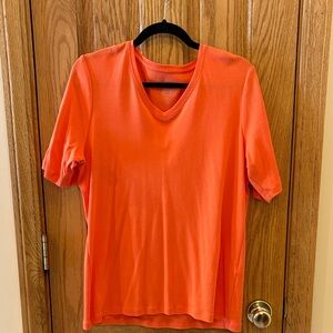 Chico's Bright Orange V-Neck Elbow Sleeve Tee